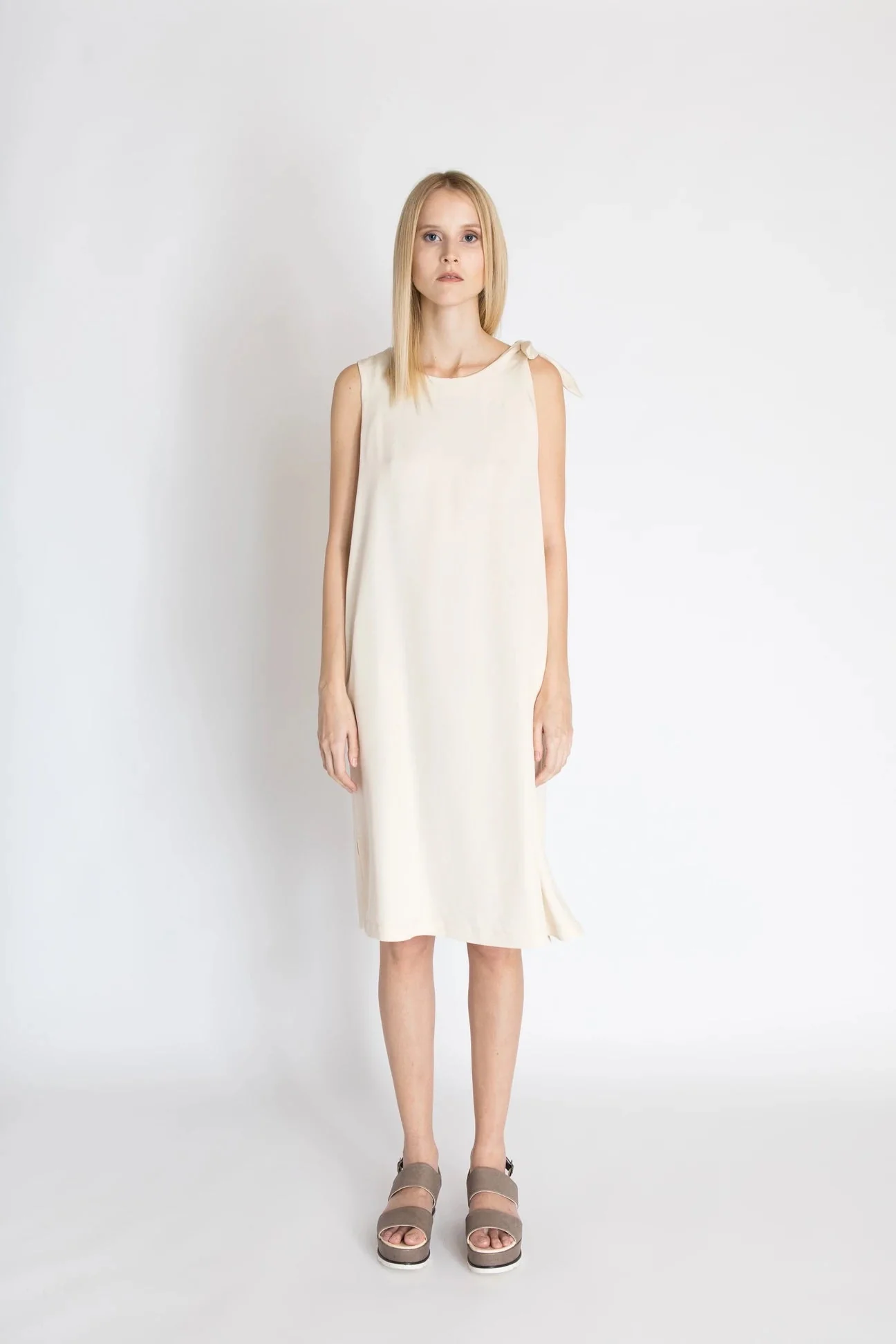 Bara Studio Freja Knot Dress - Printed copy shop (+£7.00)