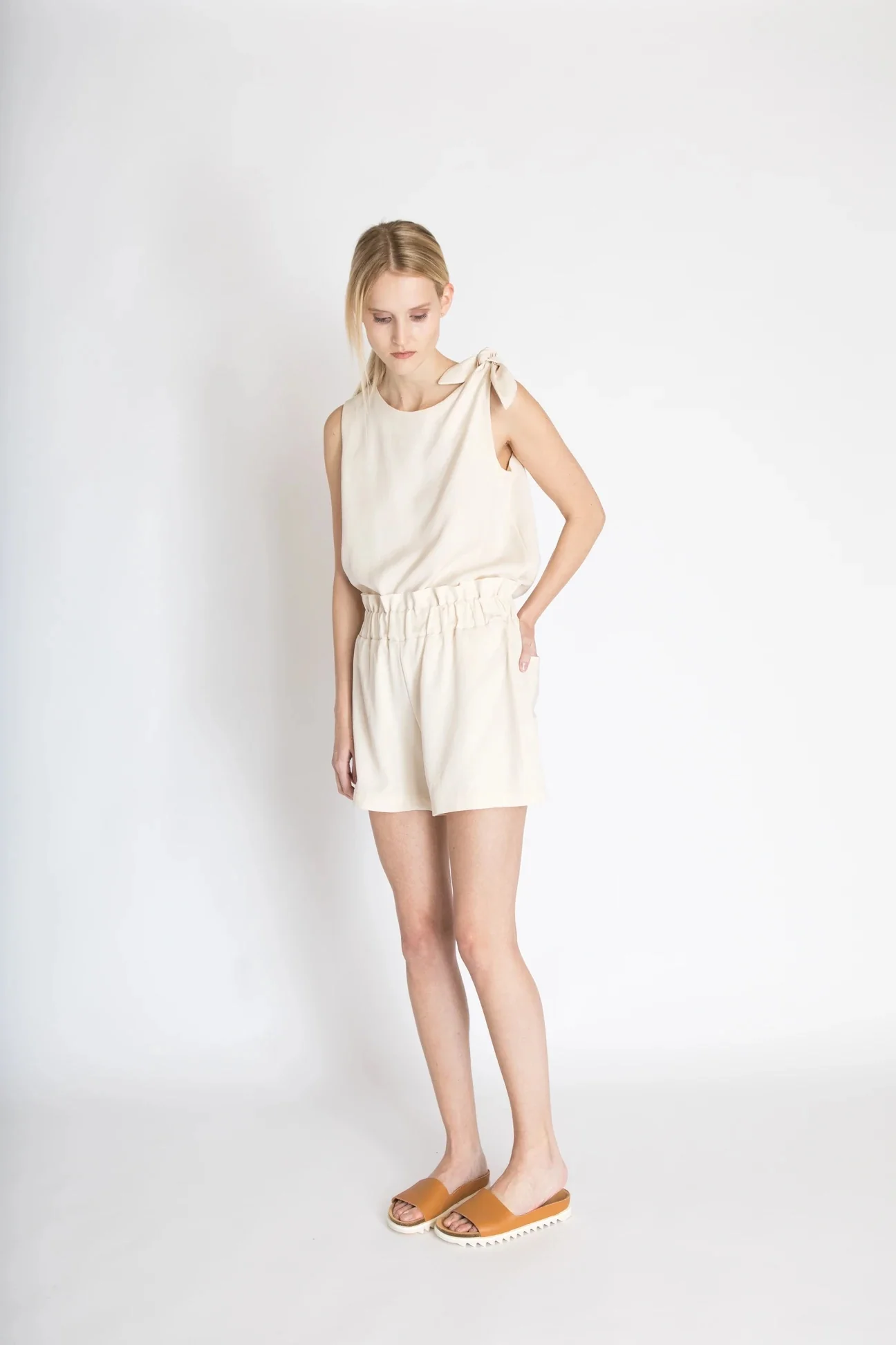 Bara Studio Freja Knot Top
