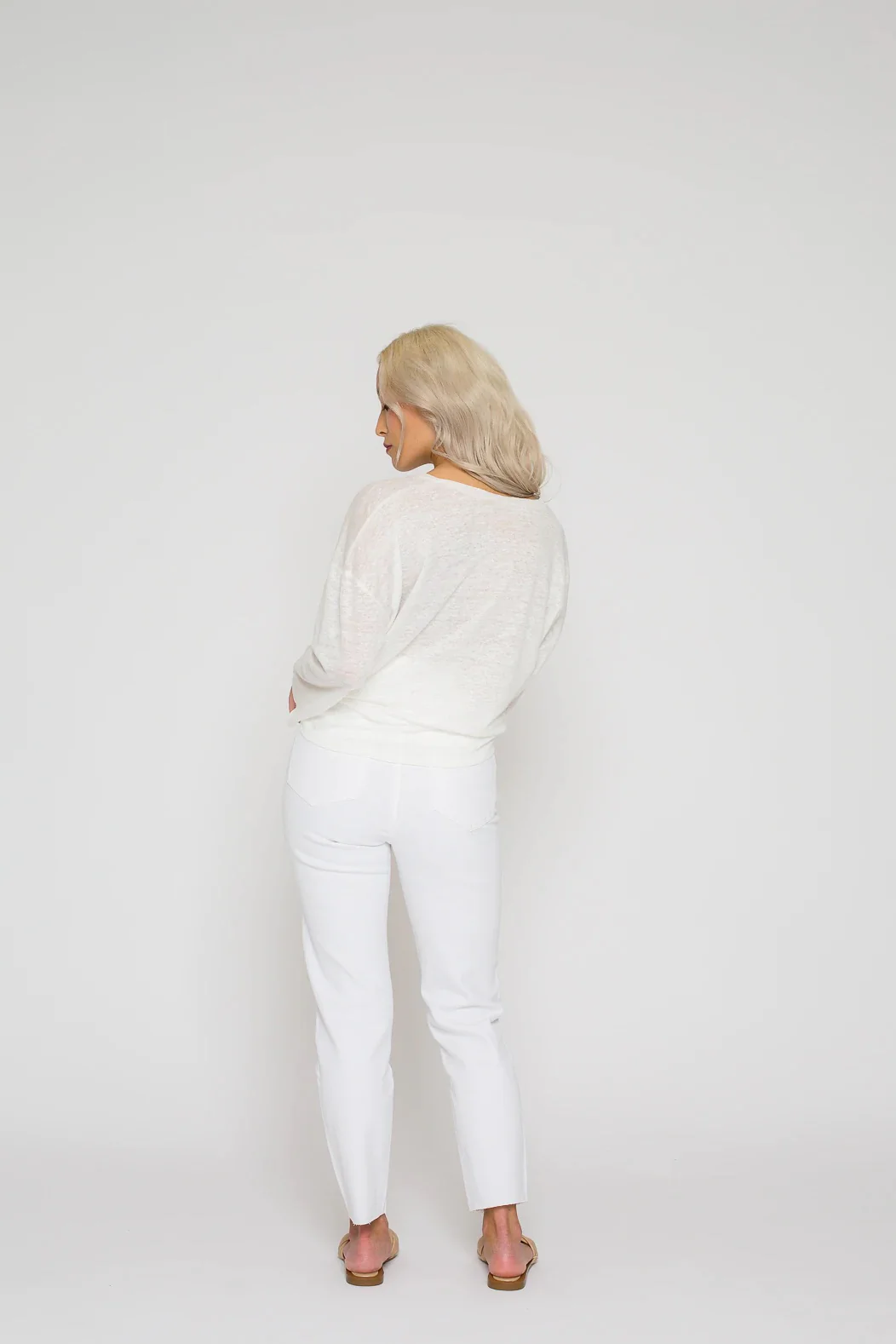 Bara Studio Leah T-shirt - Image 6