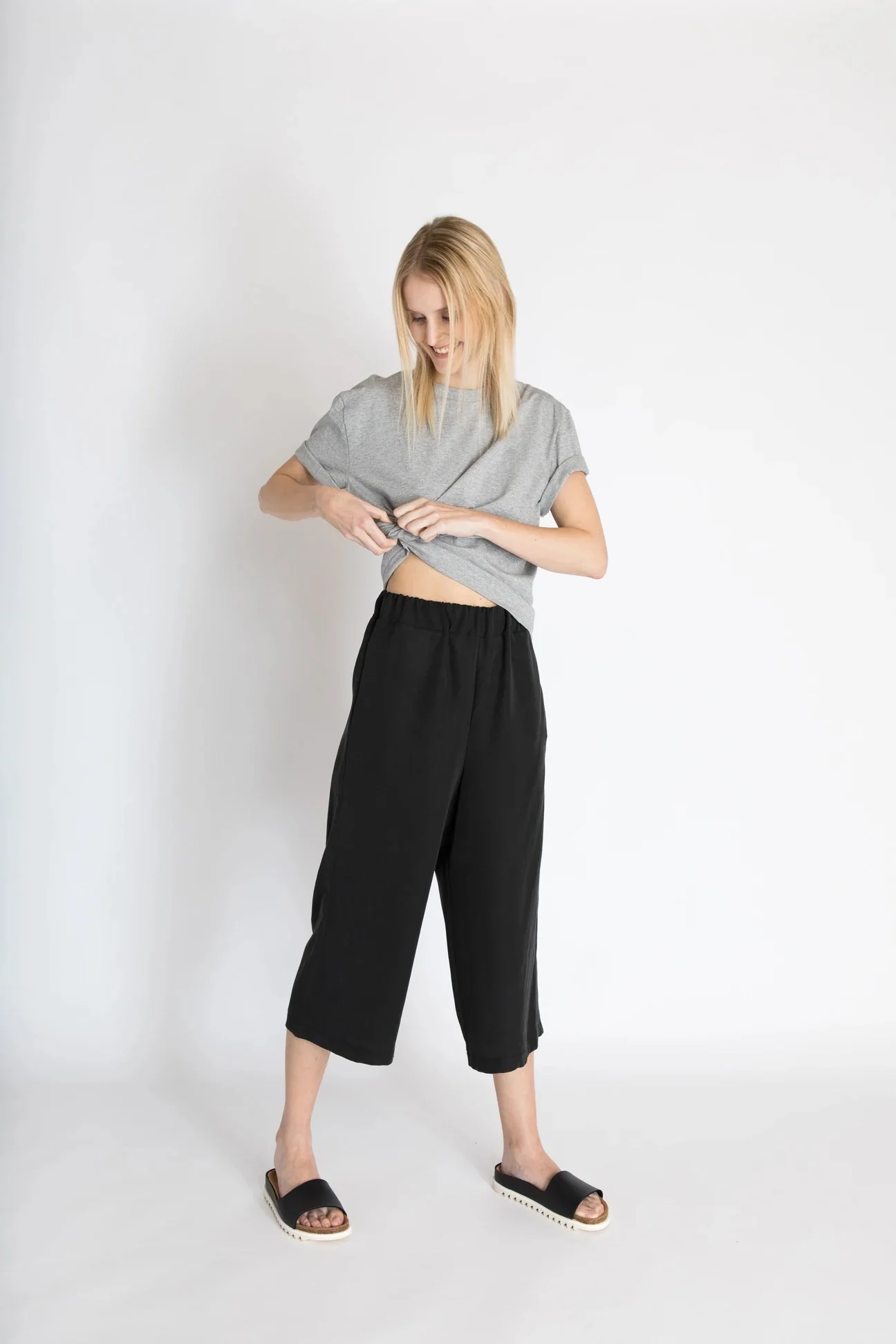Bara Studio Liv T-shirt - Image 4