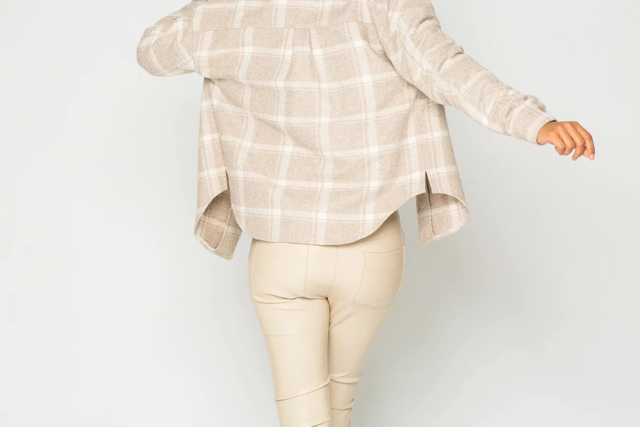 Bara Studio Thea Shacket - Image 6