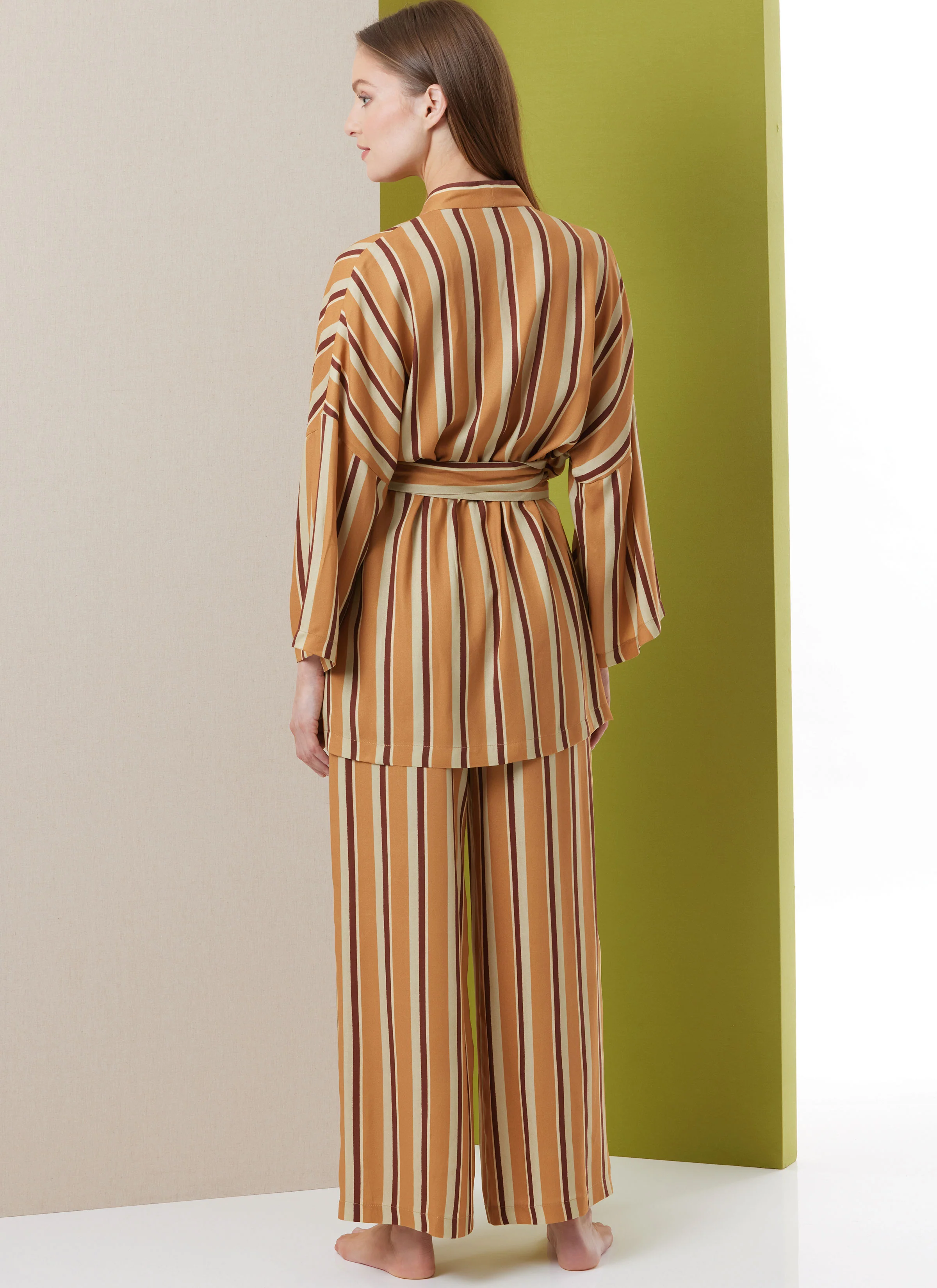 Butterick Robe and Trousers B7047 - Image 6
