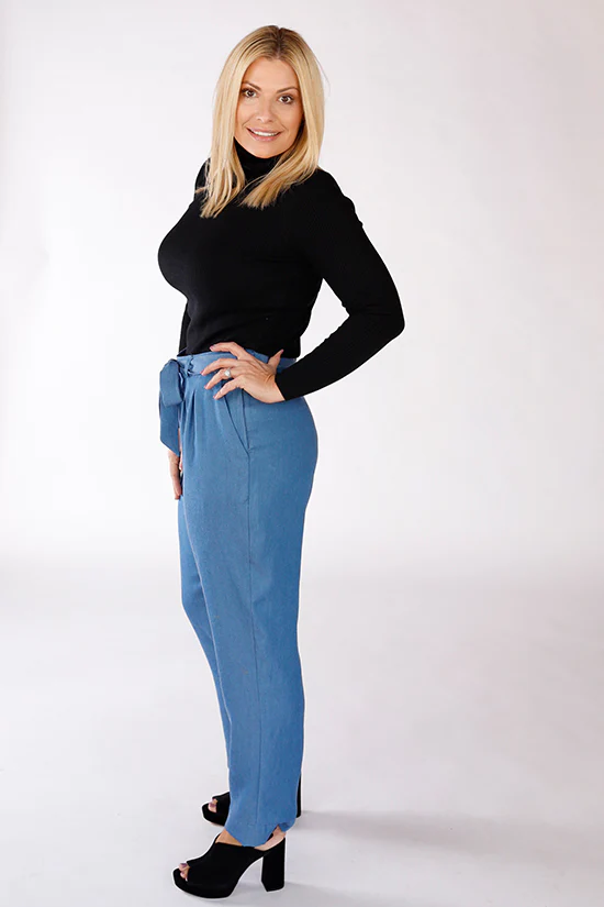 Chalk and Notch Crew Shorts and Trousers - Image 13