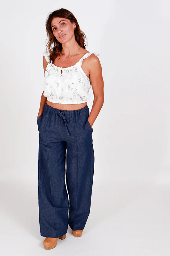 Chalk and Notch Reya Pants and Shorts - Image 23