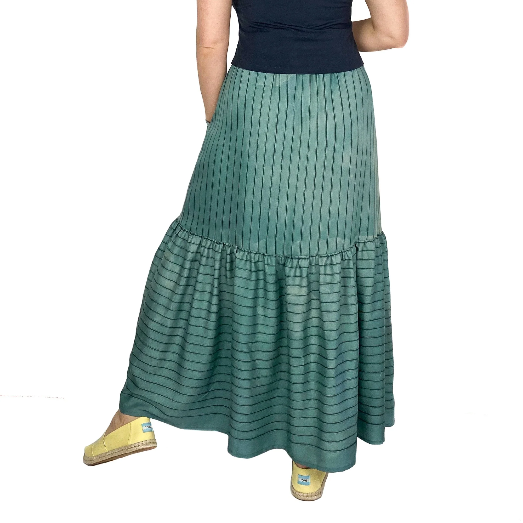 Dhurata Davies Olive Skirt - Image 3