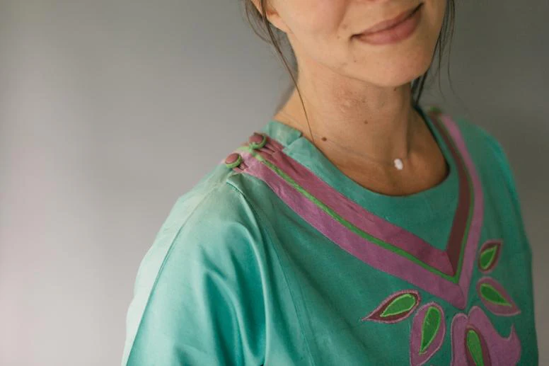 Folkwear 135 Unisex Jewels of India - Image 3