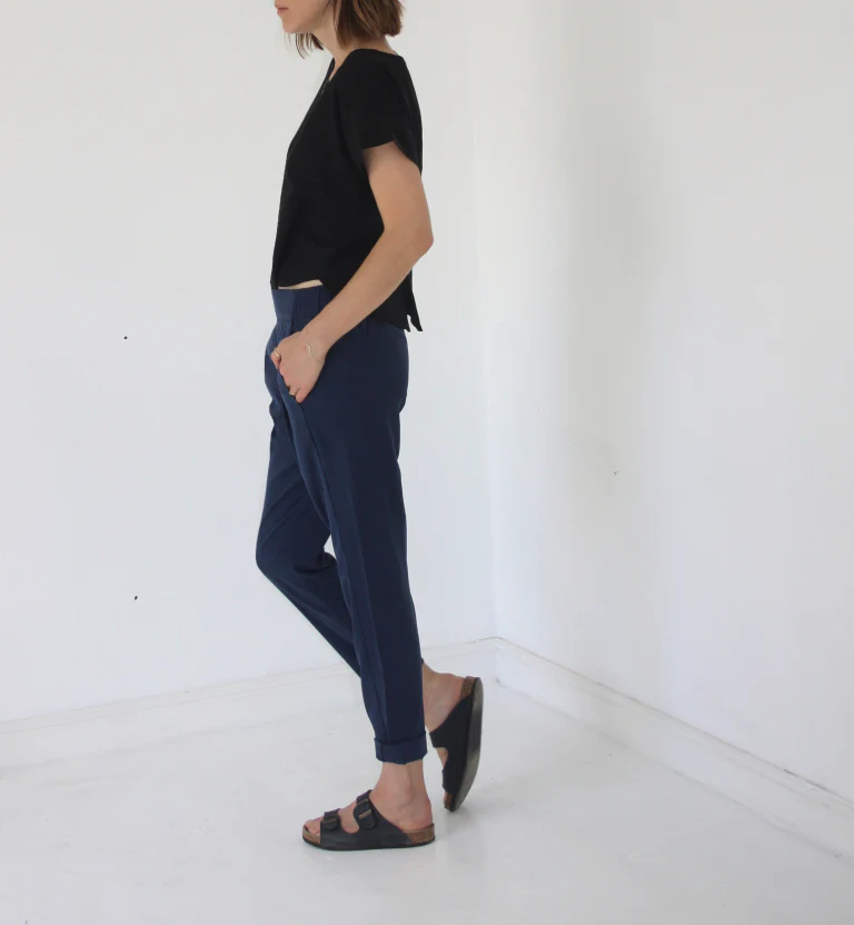 French Navy Calyer Pants - Image 4