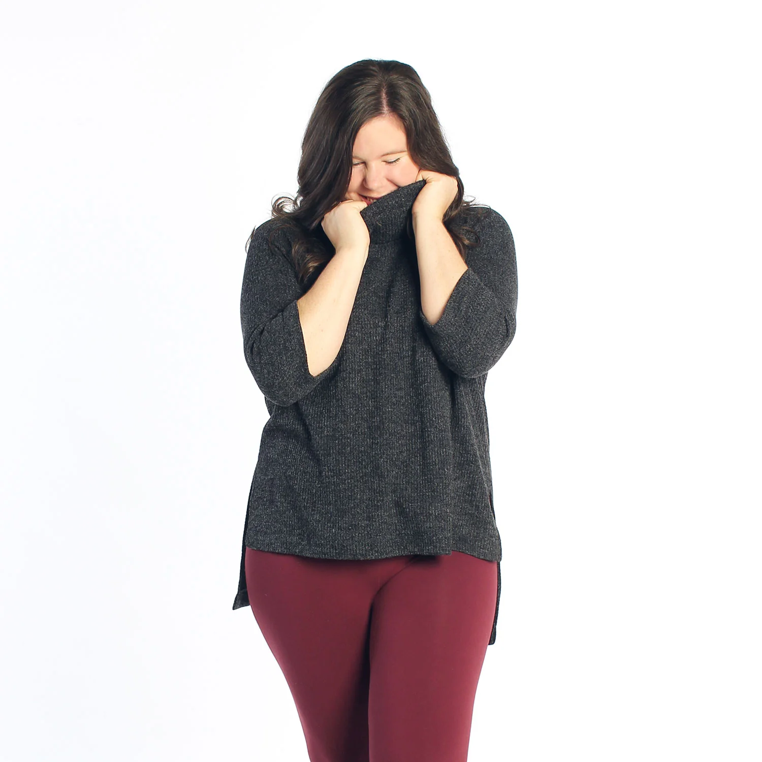 Helen's Closet Elliot Sweater and Tee - Image 16