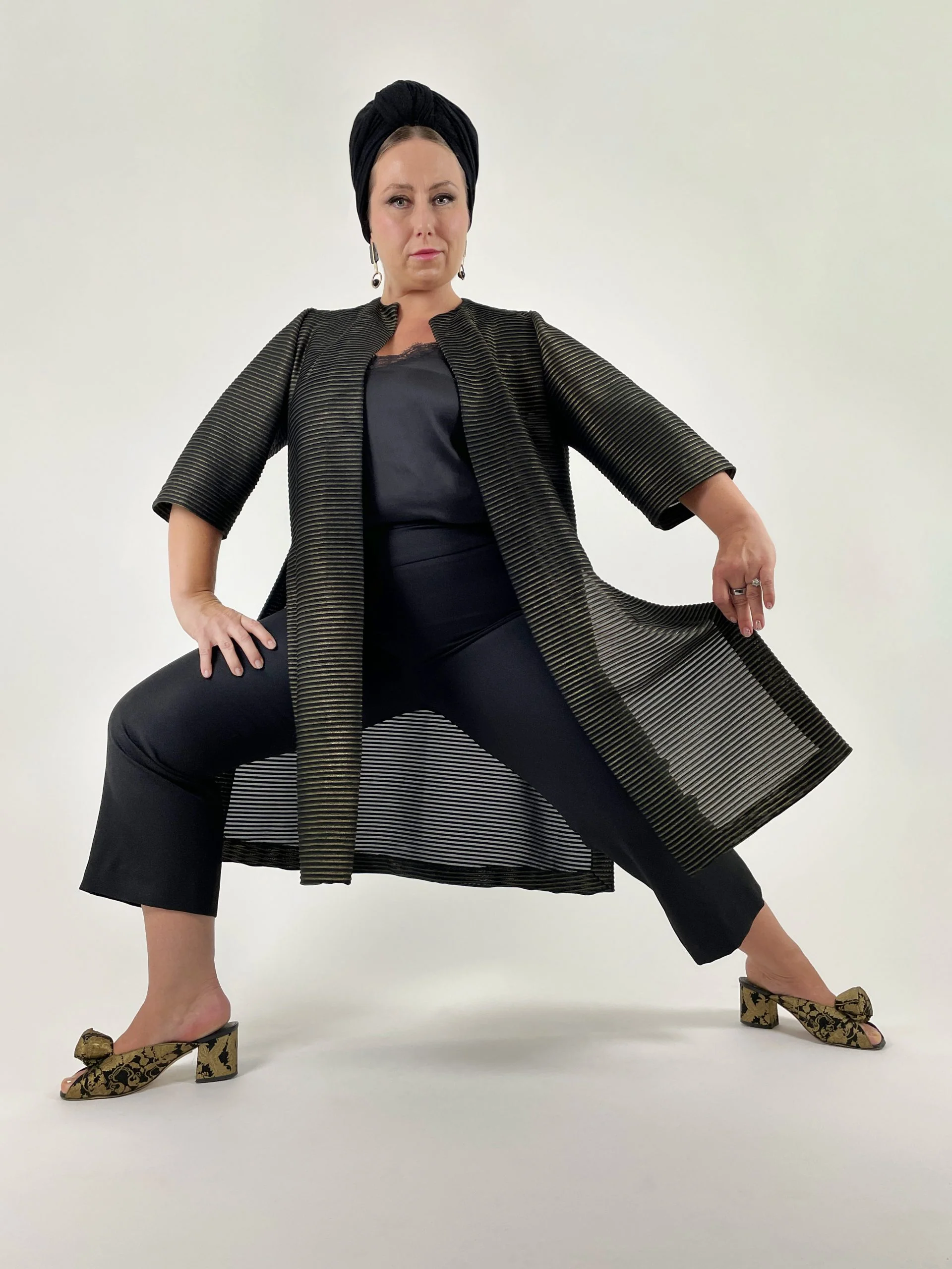 How to Do Fashion No. 27 Berlin Coat - Image 3