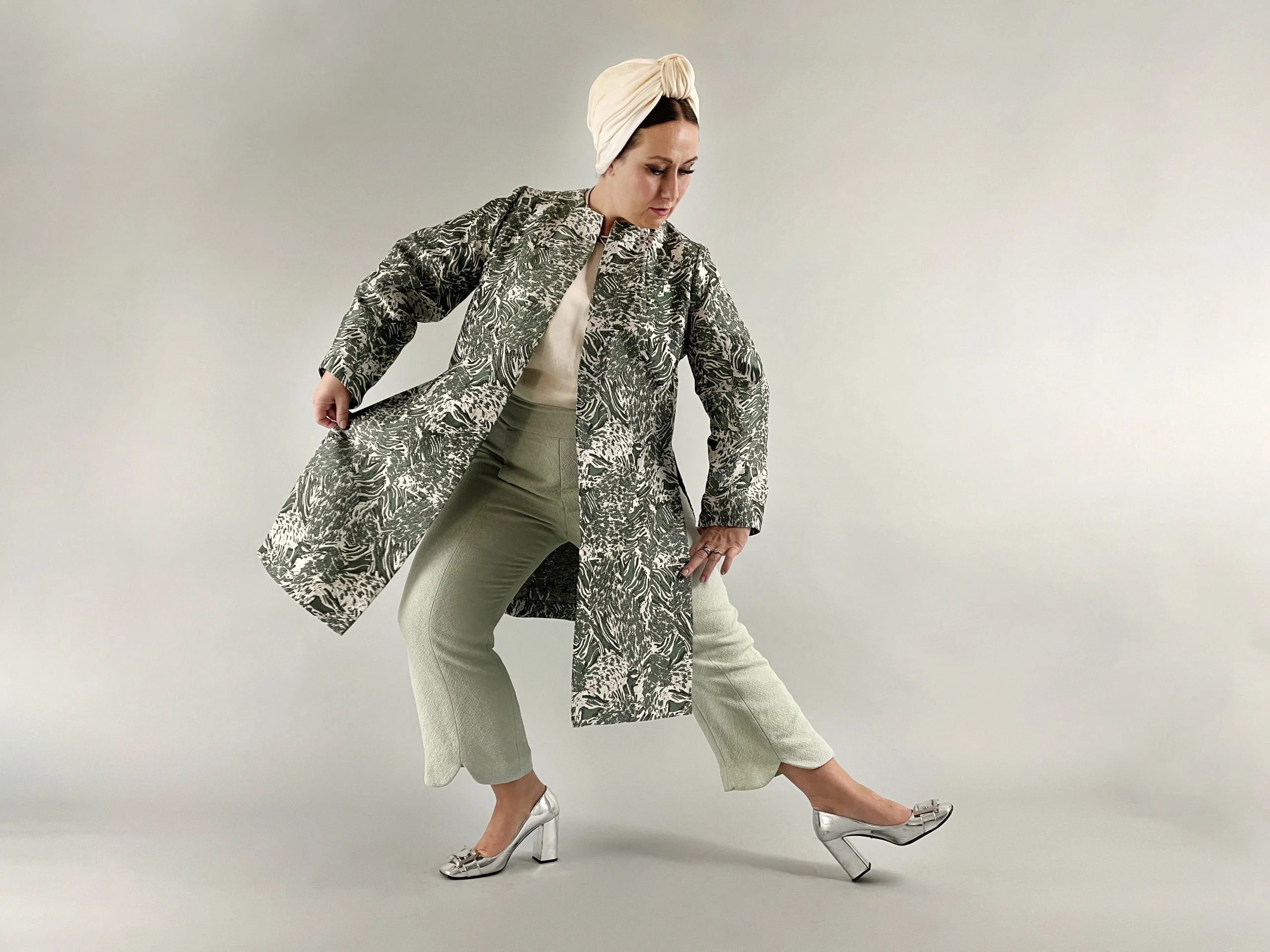 How to Do Fashion No. 27 Berlin Coat - Image 7