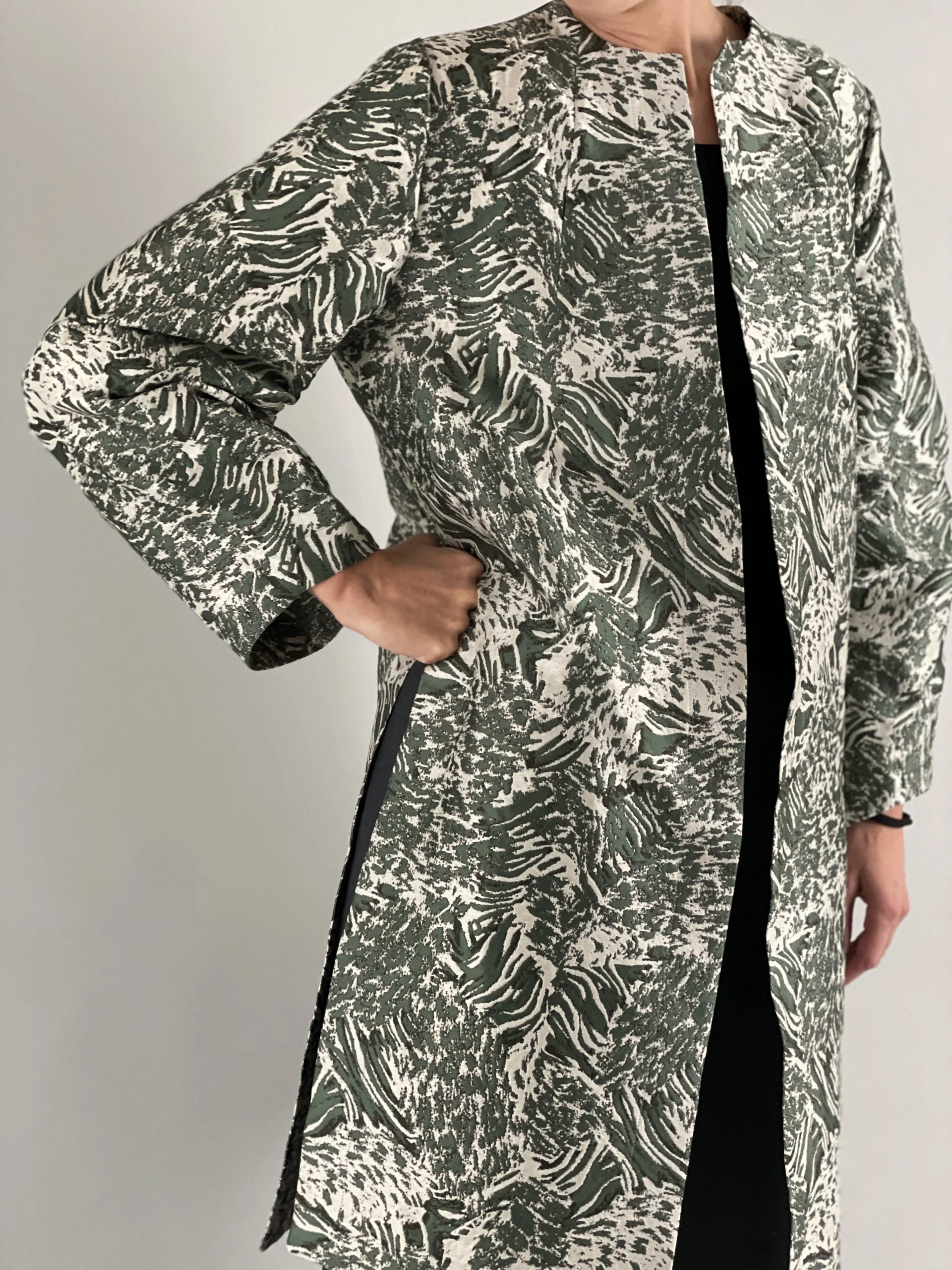 How to Do Fashion No. 27 Berlin Coat - Image 9