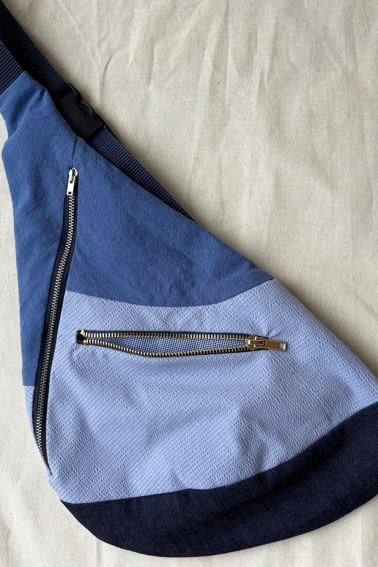 In the Folds Darlow Bag - Image 16