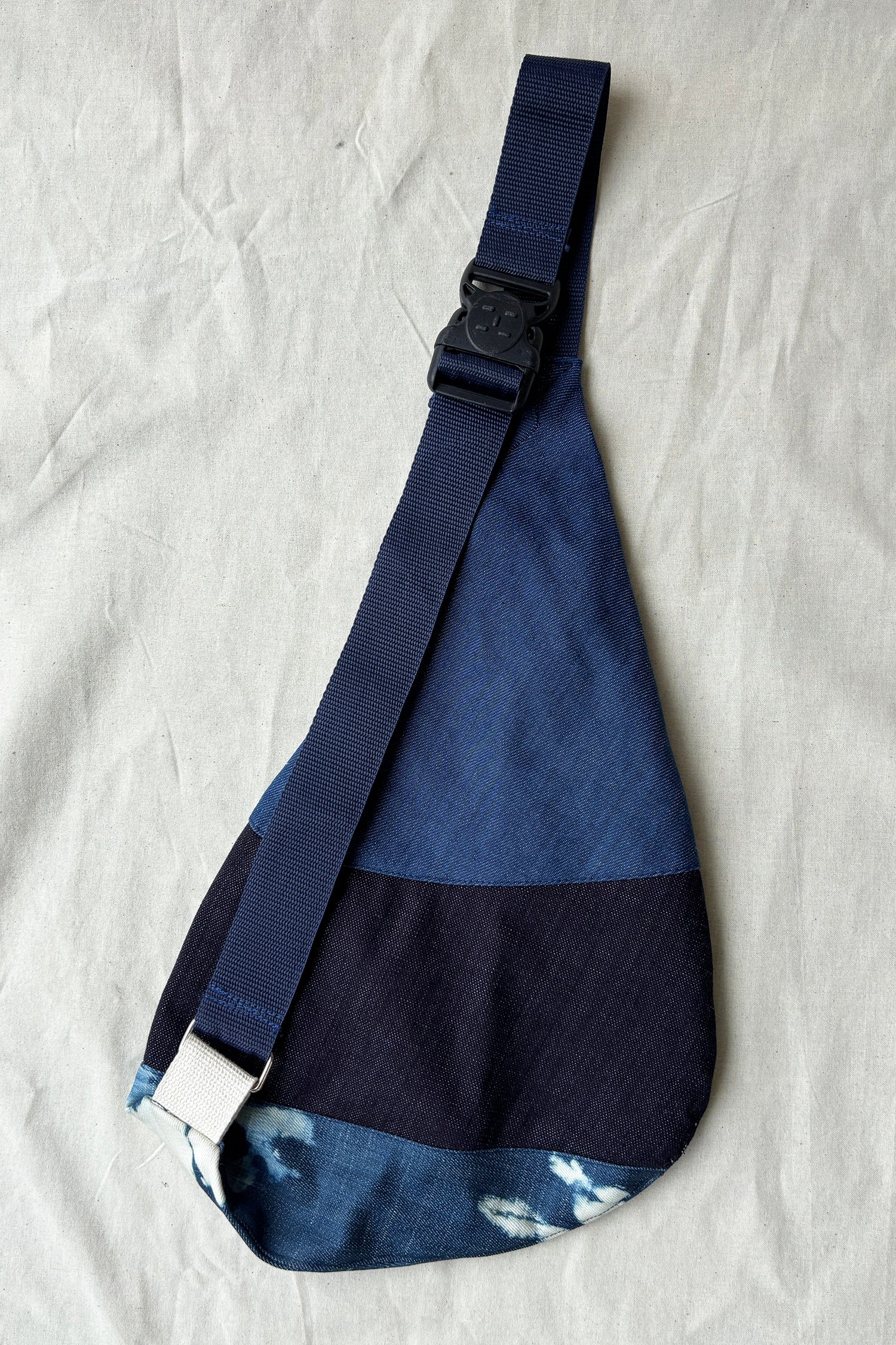 In the Folds Darlow Bag - Image 20