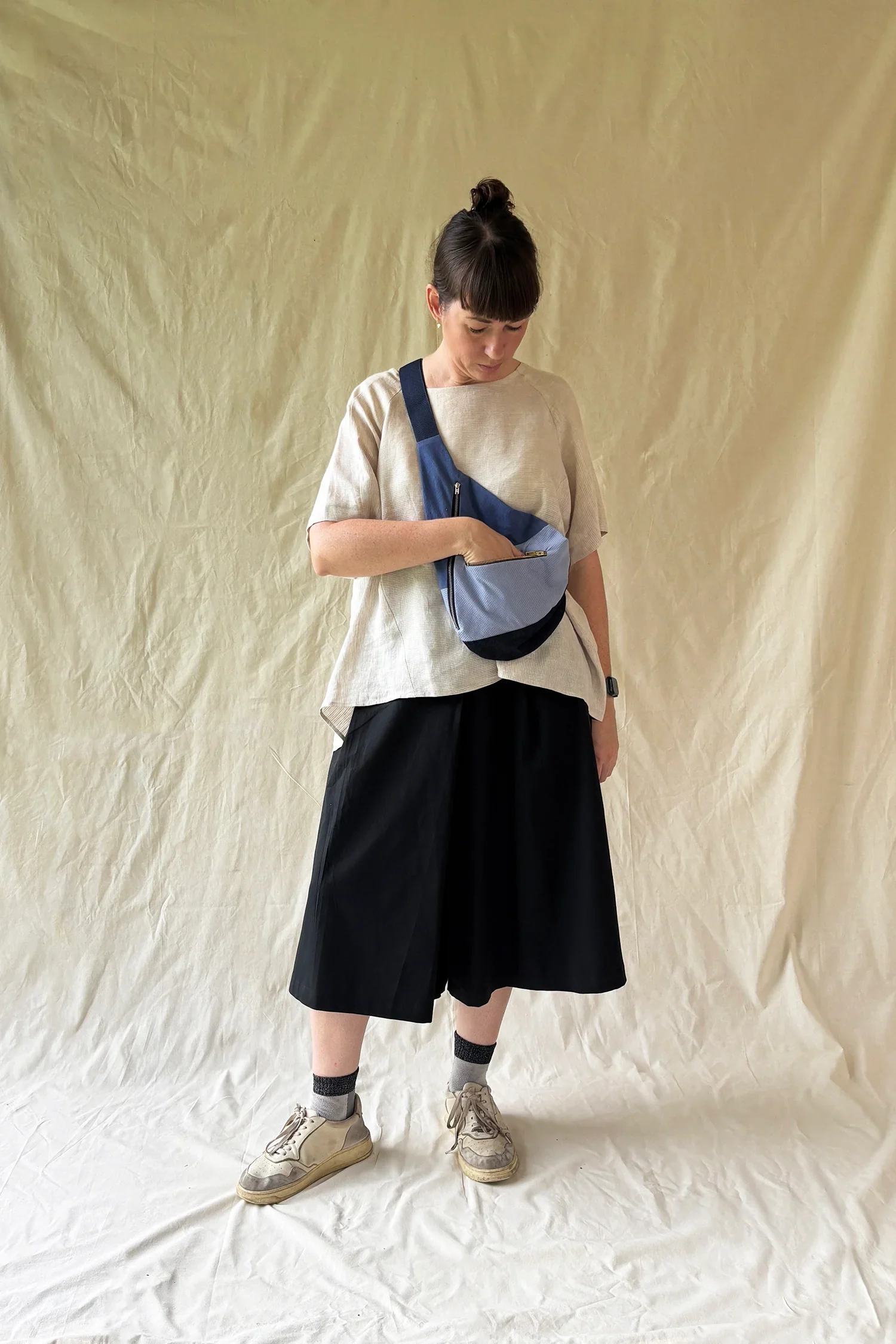 In the Folds Darlow Bag - Image 3