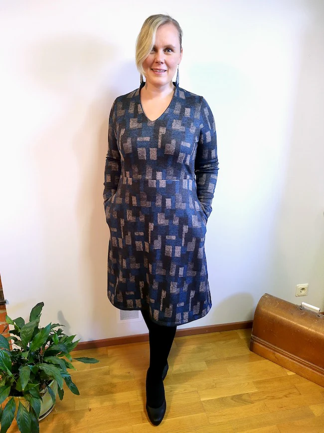 Itch to Stitch Sovana Dress - Image 6