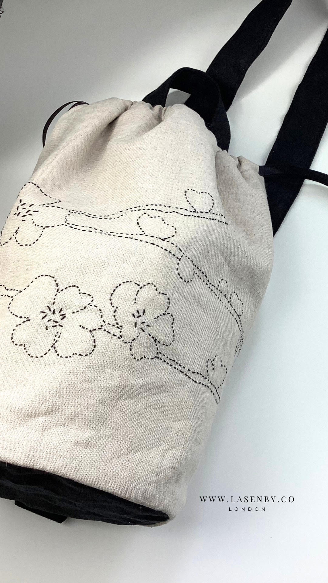 Lasenby Taru Sakura Crossbody Duffle Bag - Image 3