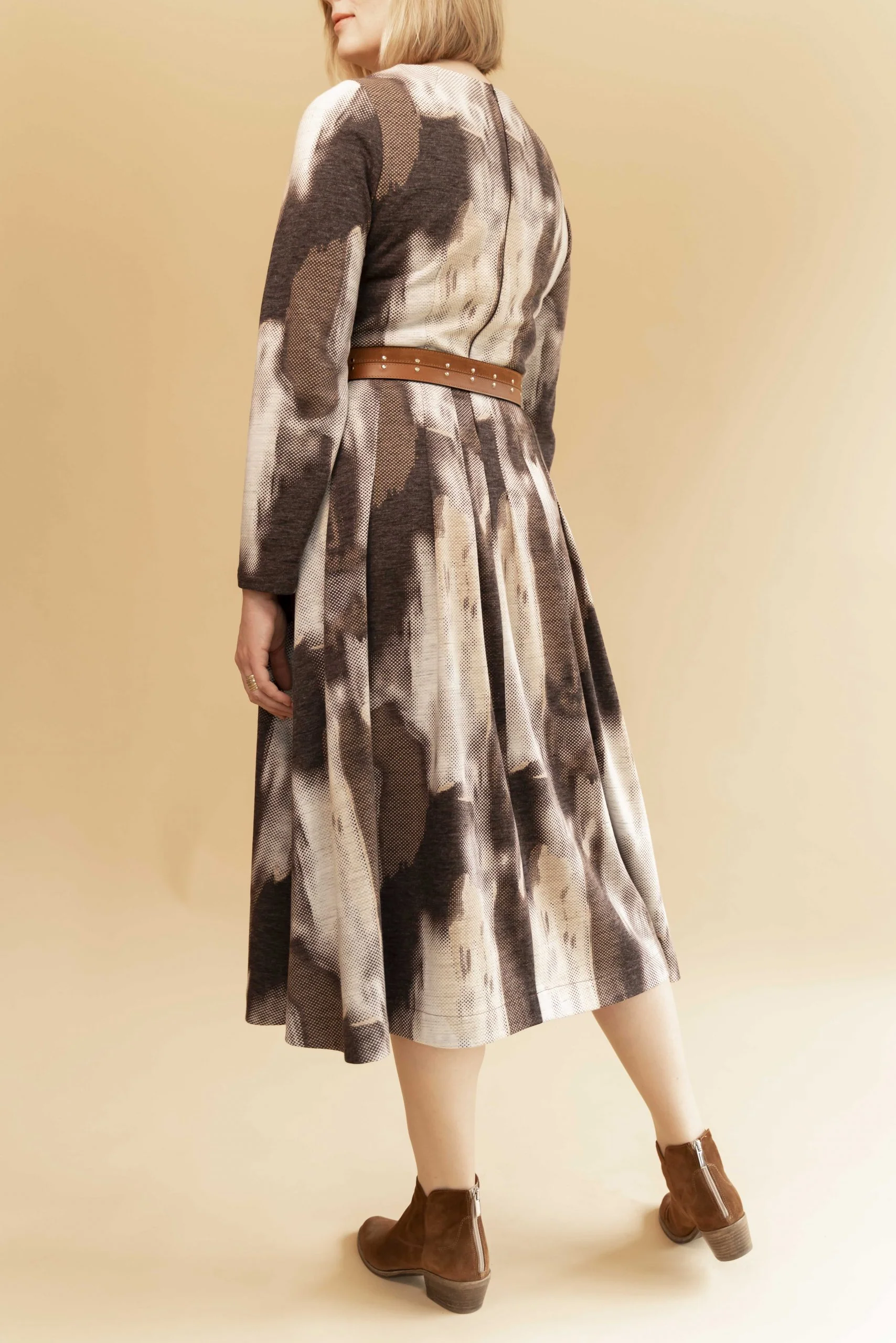Lenaline Patterns Vika Dress - Image 4