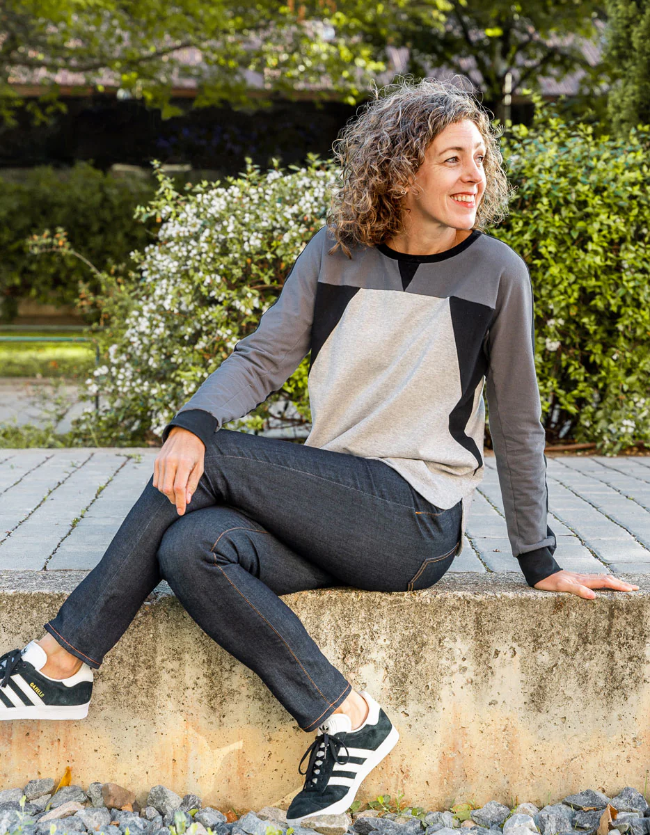 Liesl + Co Noord T-shirt and Sweatshirt - Image 11