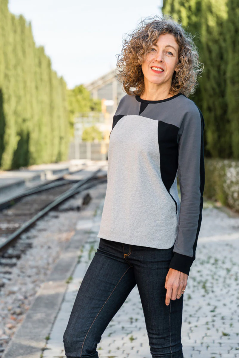 Liesl + Co Noord T-shirt and Sweatshirt - Image 7