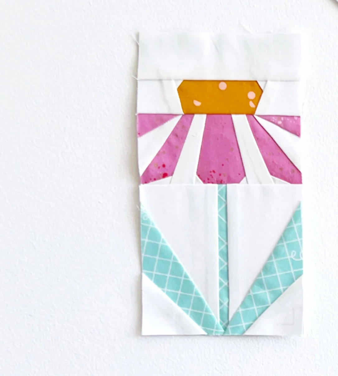 Lou Orth Designs Garden Flower FPP Quilt Block PDF - Image 3