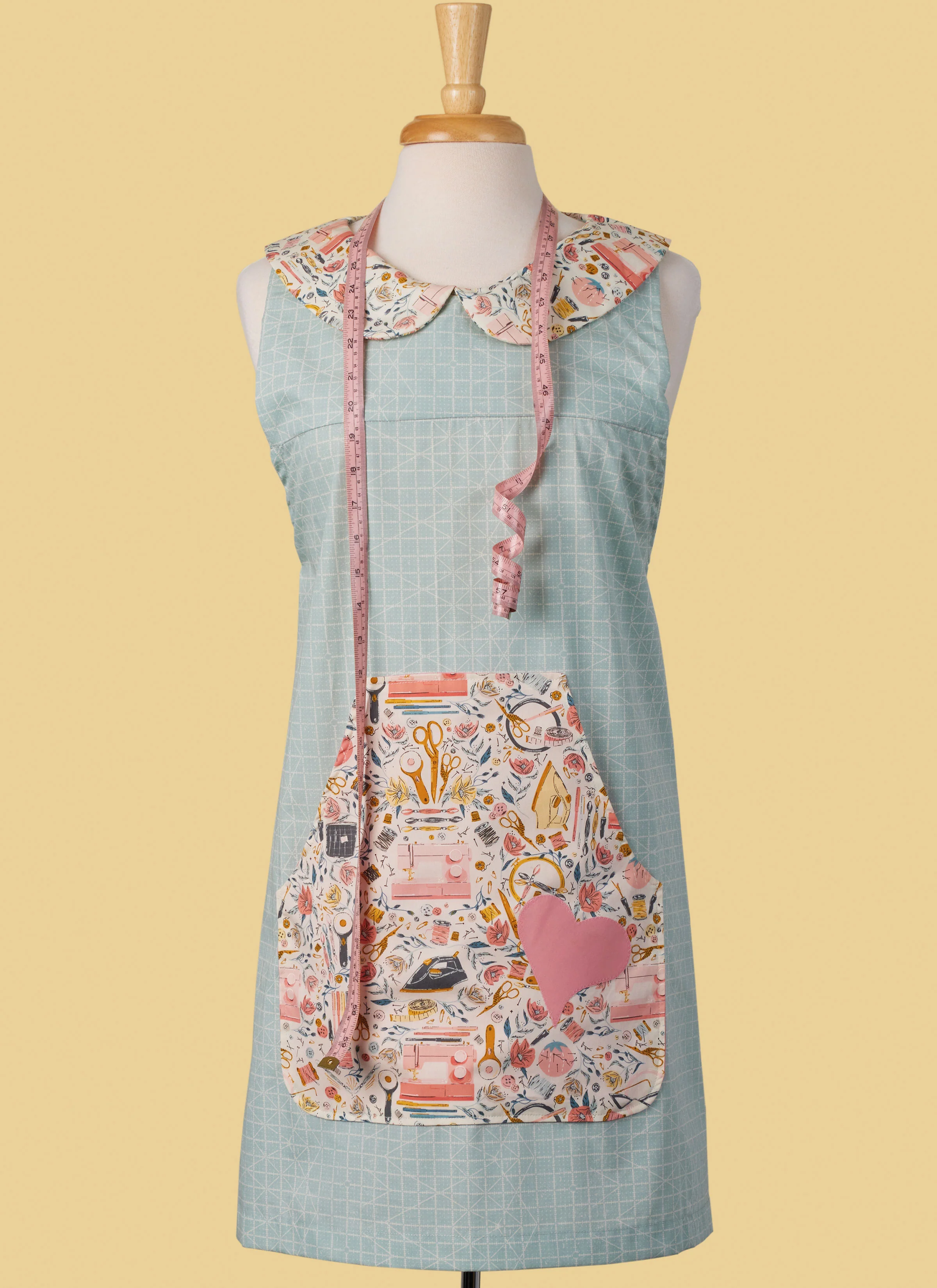 McCalls Aprons M8522 - Image 4