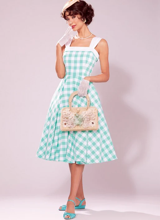McCalls Vintage Dresses M7599 - Image 3