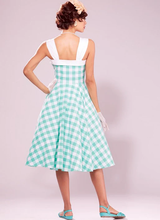 McCalls Vintage Dresses M7599 - Image 4