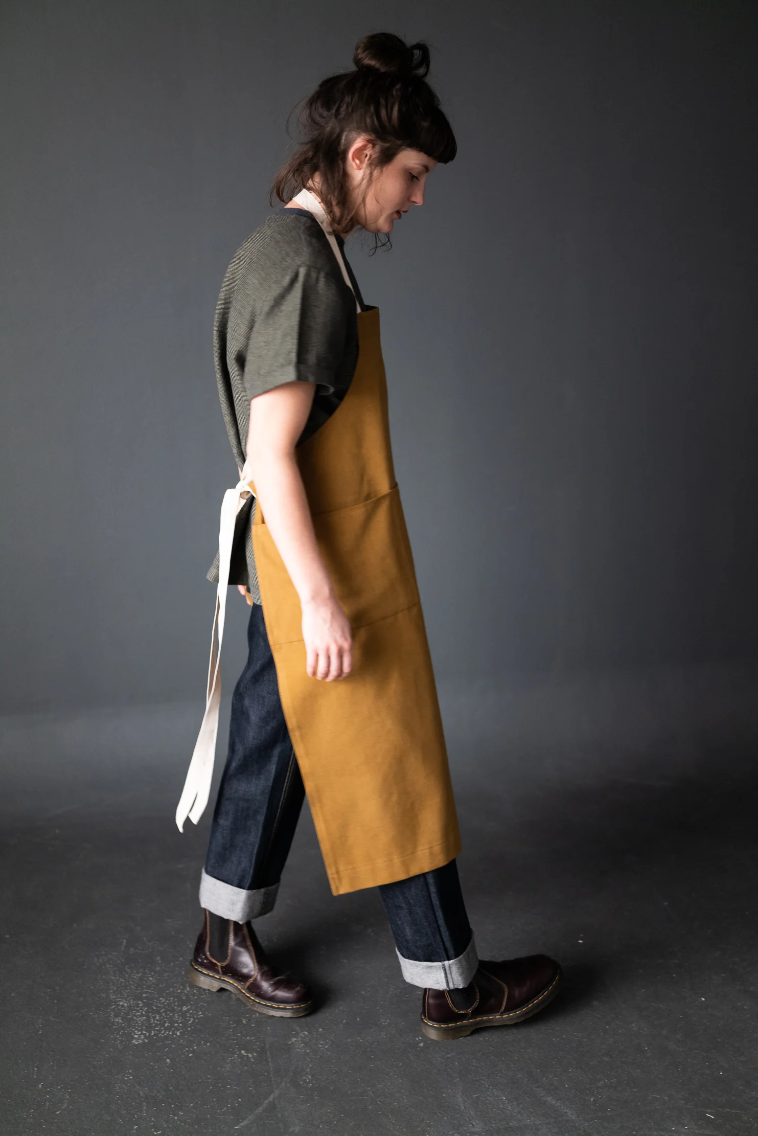 Merchant & Mills Unisex Workaday Apron - Image 6
