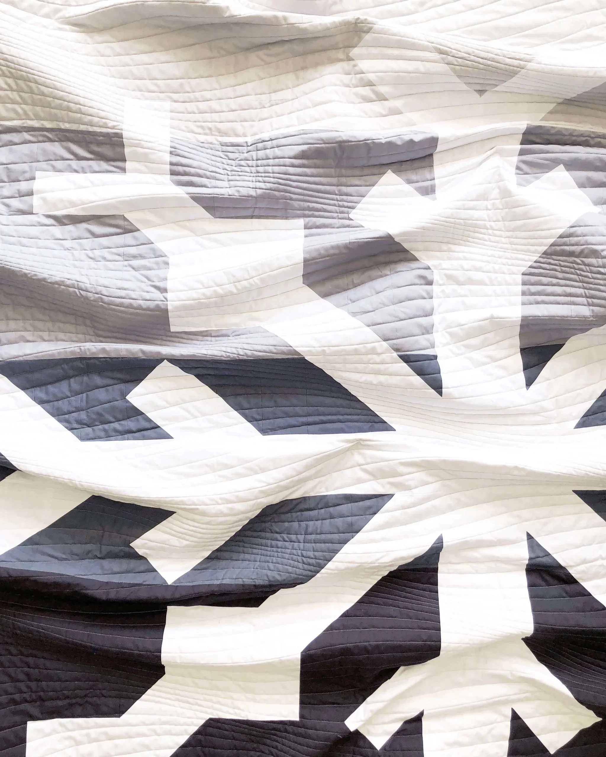 Modern Handcraft Snowflake Quilt - Image 5