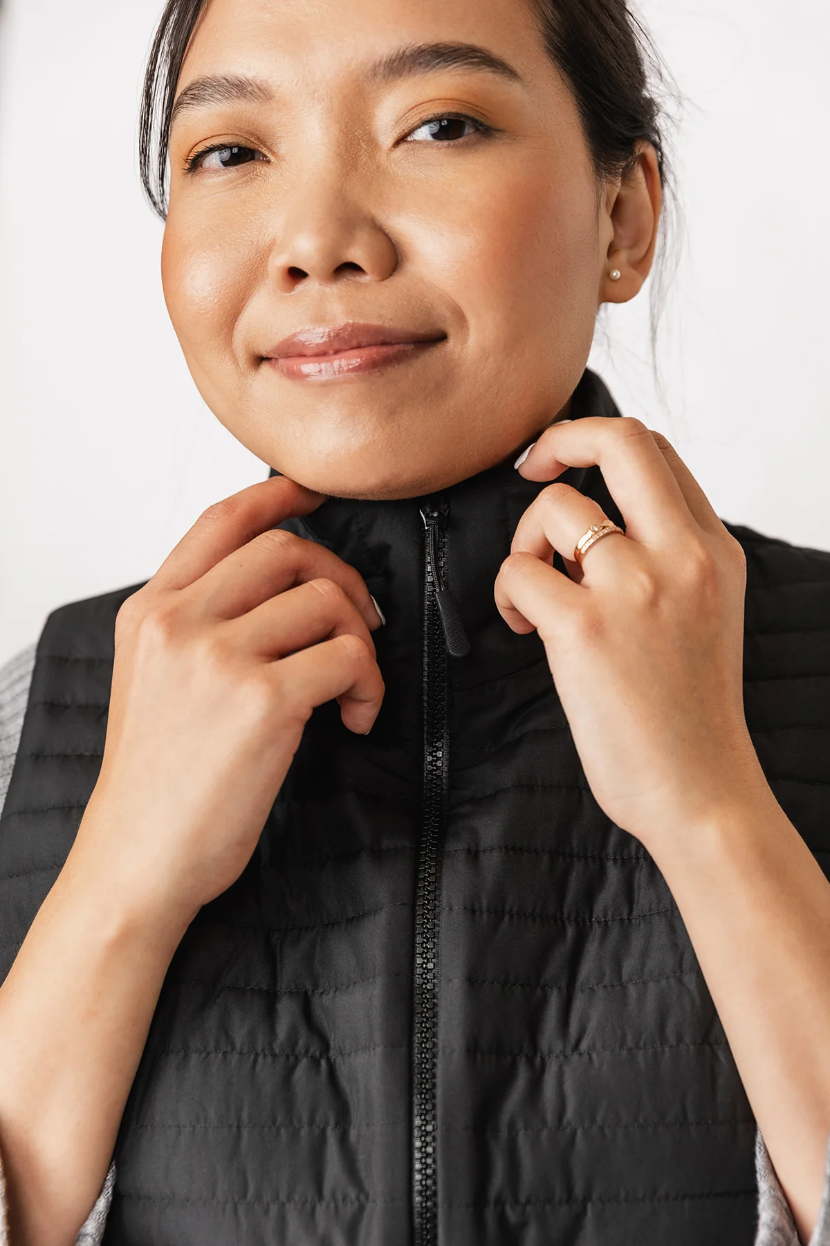 Named Saana Puffer Vest - Image 7