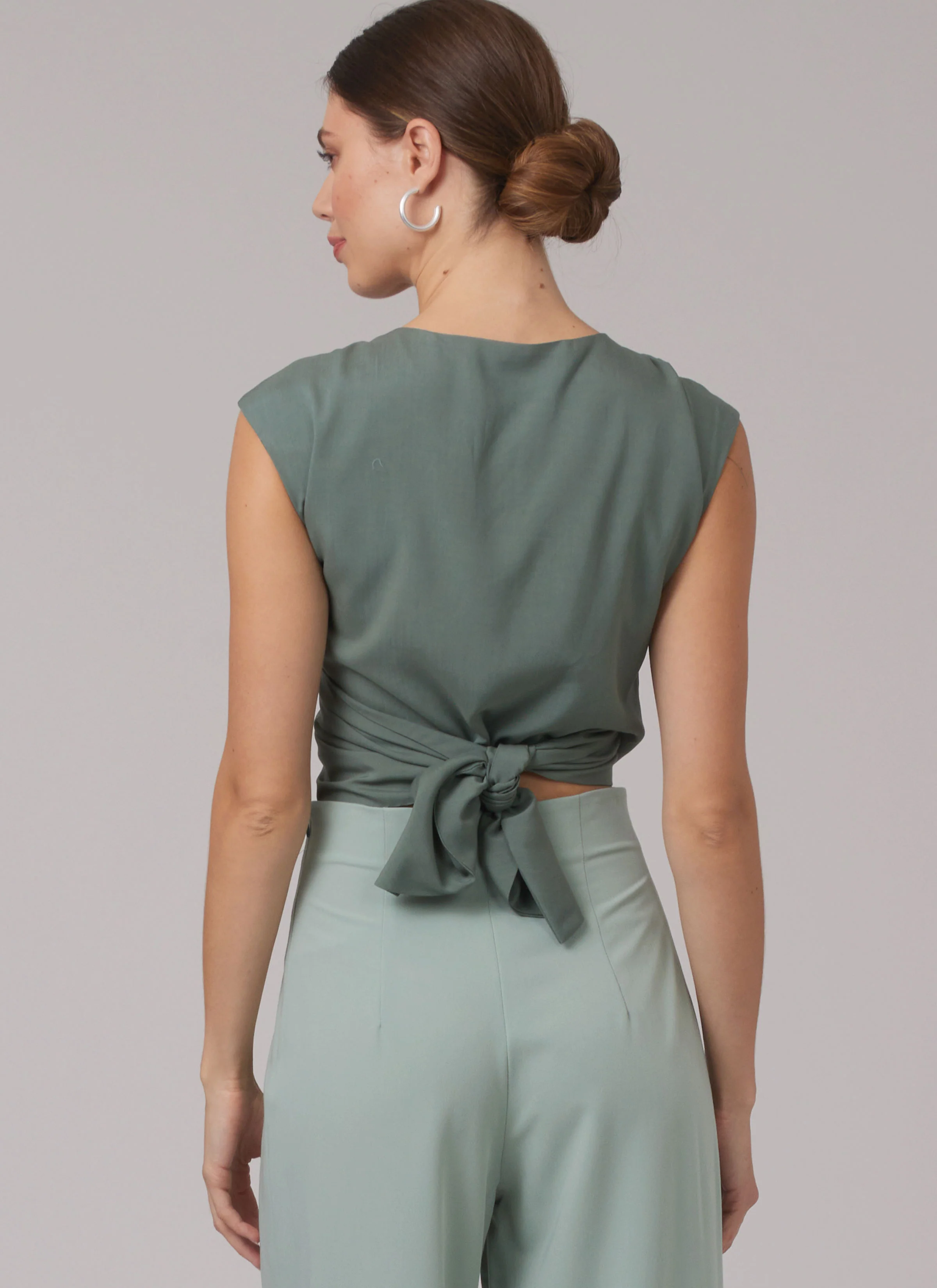 New Look Coat, Top and Trousers N6796 - Image 7