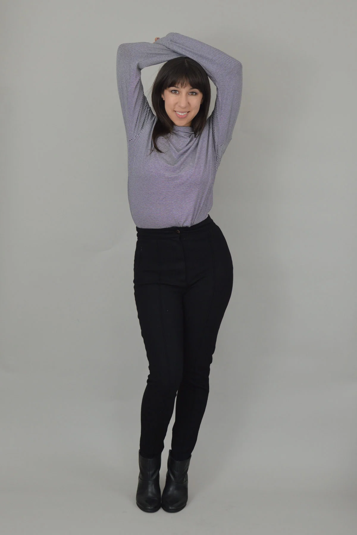 Nina Lee Southbank Sweater & Sweater Dress - Image 7