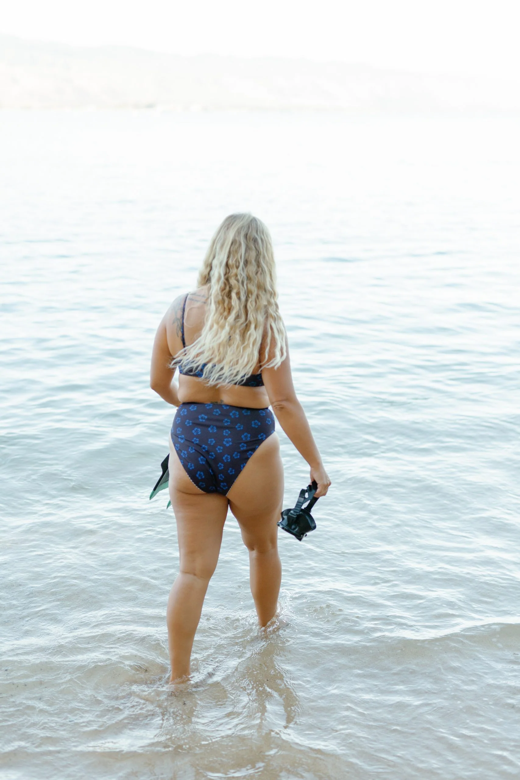 Paradise Patterns Cowrie Kini - Image 5