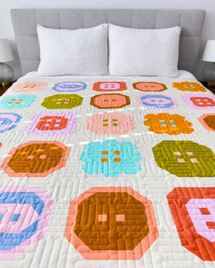 Pen and Paper Patterns Buttoned Up Quilt - Image 2