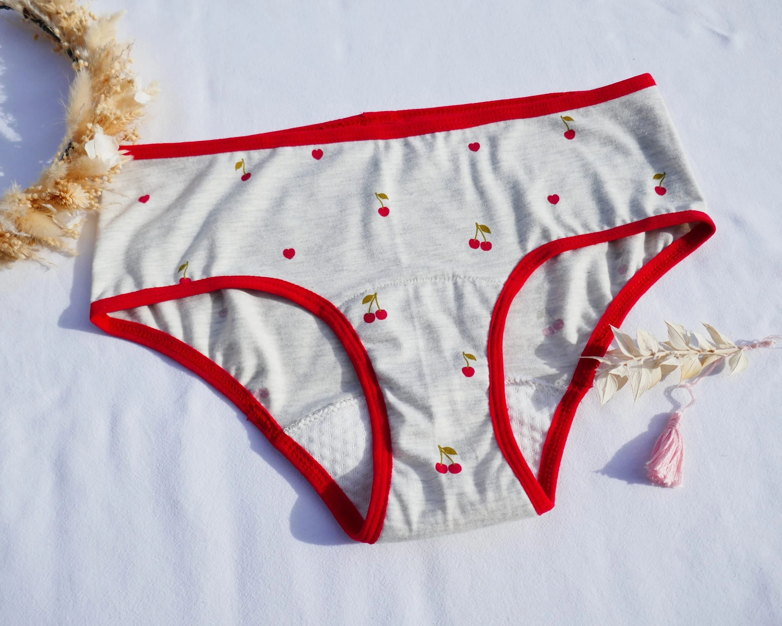 Petits D'om Muun Period Underwear - Image 11