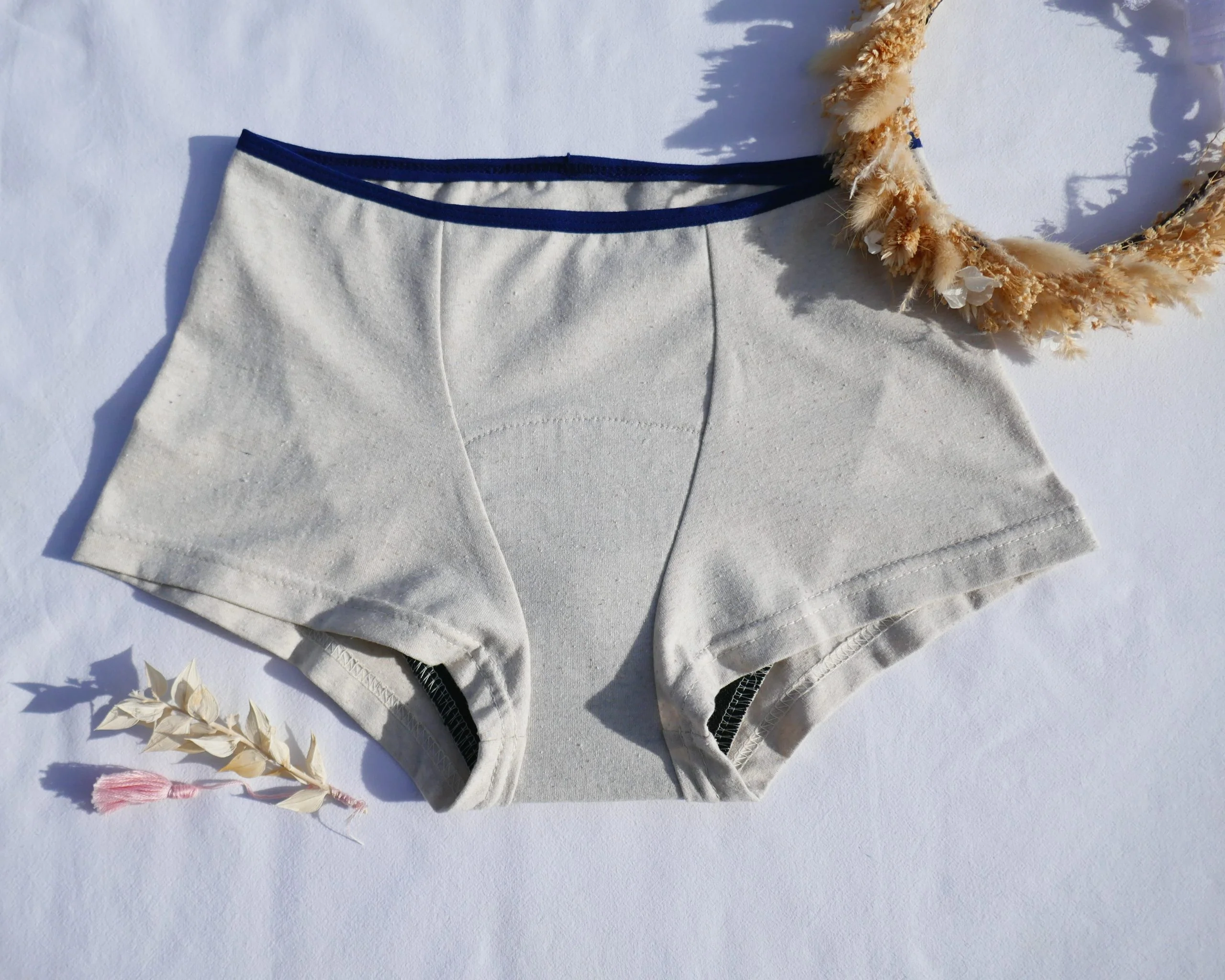 Petits D'om Muun Period Underwear - Image 15