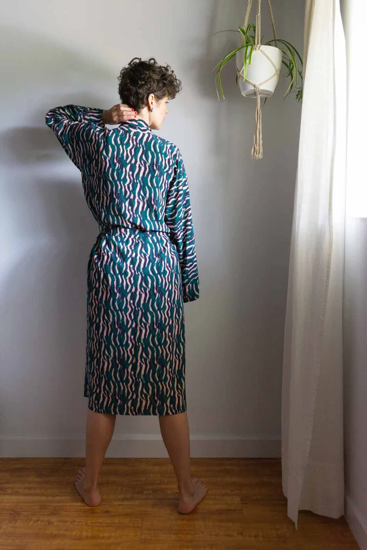 Sew DIY Unisex Draft-It-Yourself Tasi Robe and Jacket - Image 5