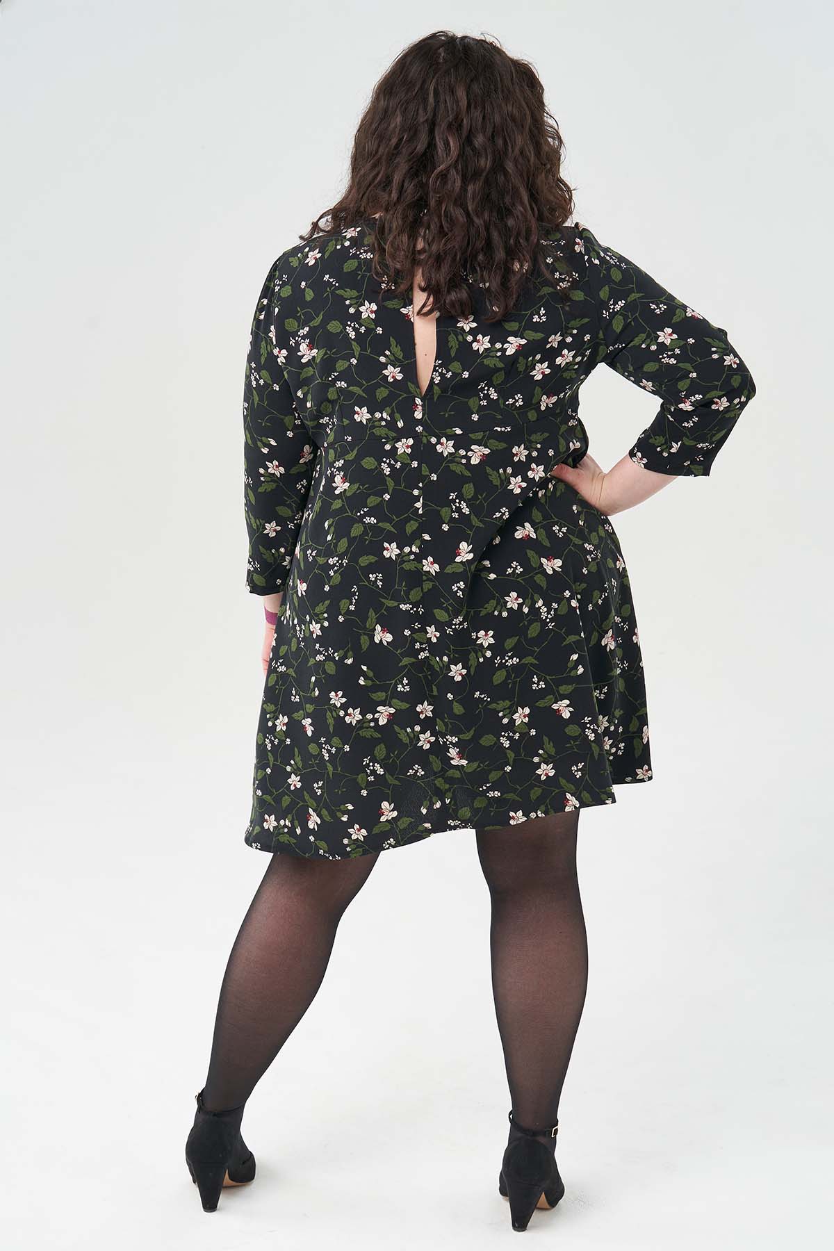 Sew Over It Nancy Dress - Image 5