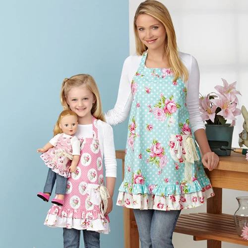 Simplicity Adult/Child Aprons S9395 - Image 3