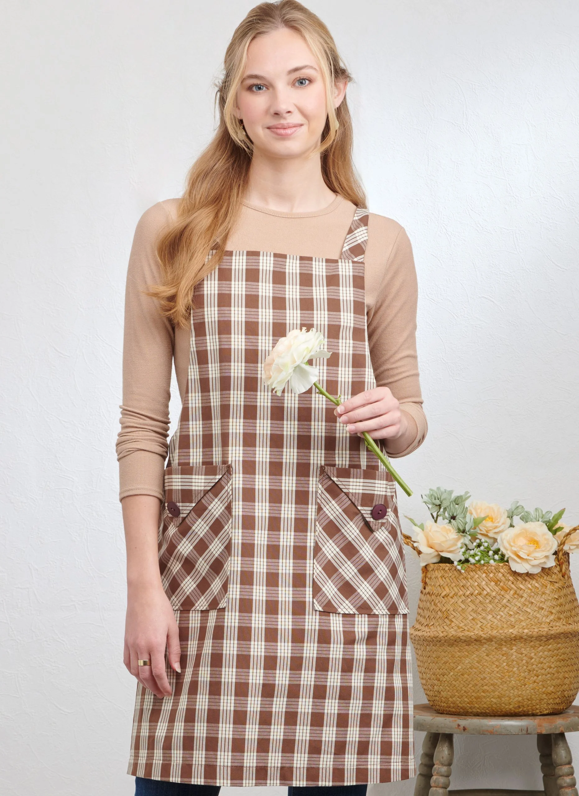 Simplicity Aprons S9938 - Image 3