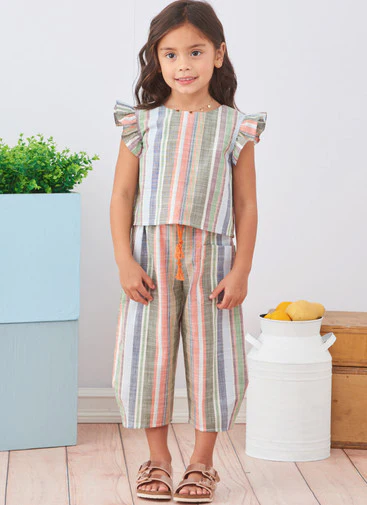 Simplicity Child/Teen Outfit S9761 - Image 3
