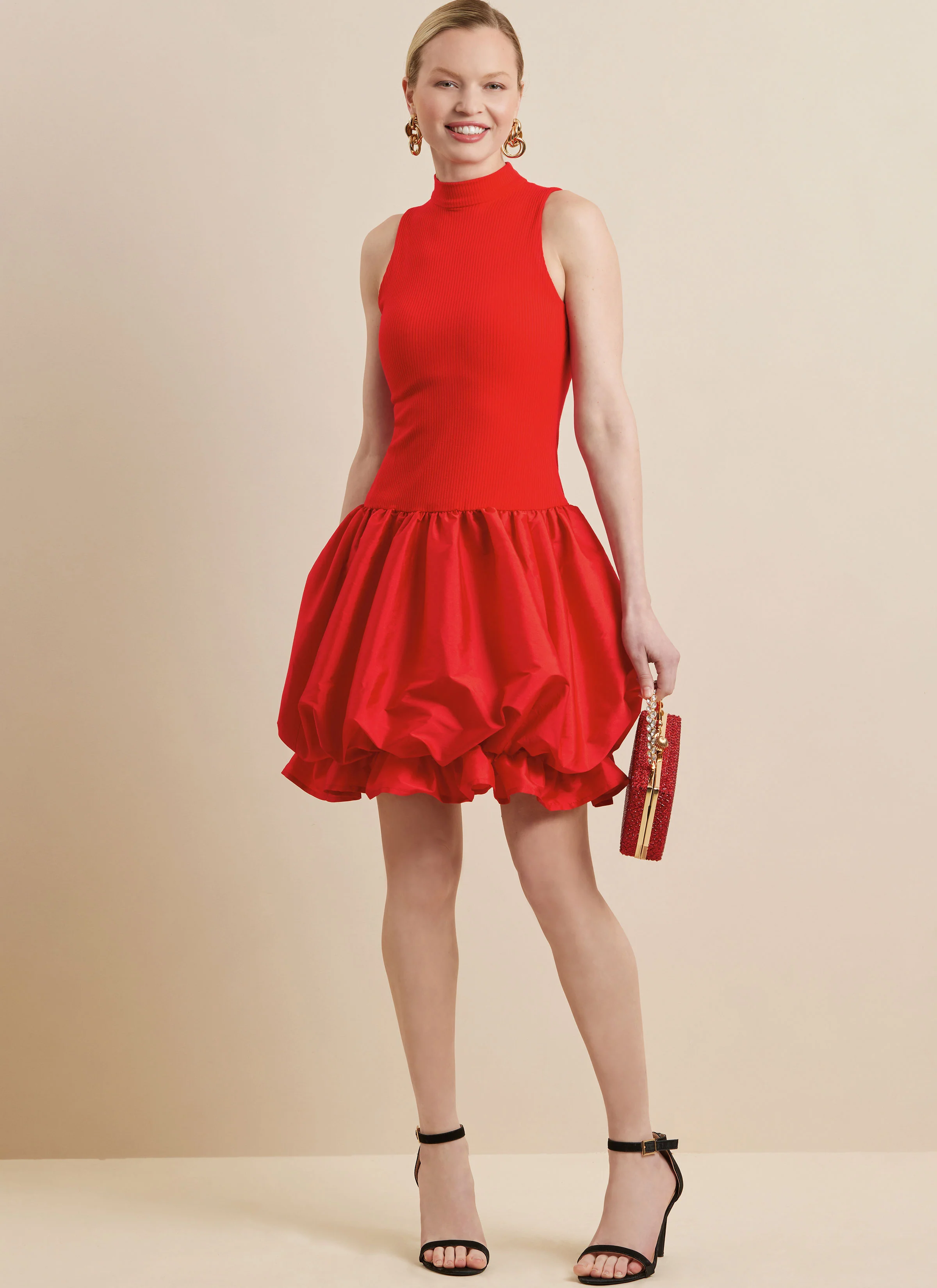 Simplicity Dress with Petite Lines S3132