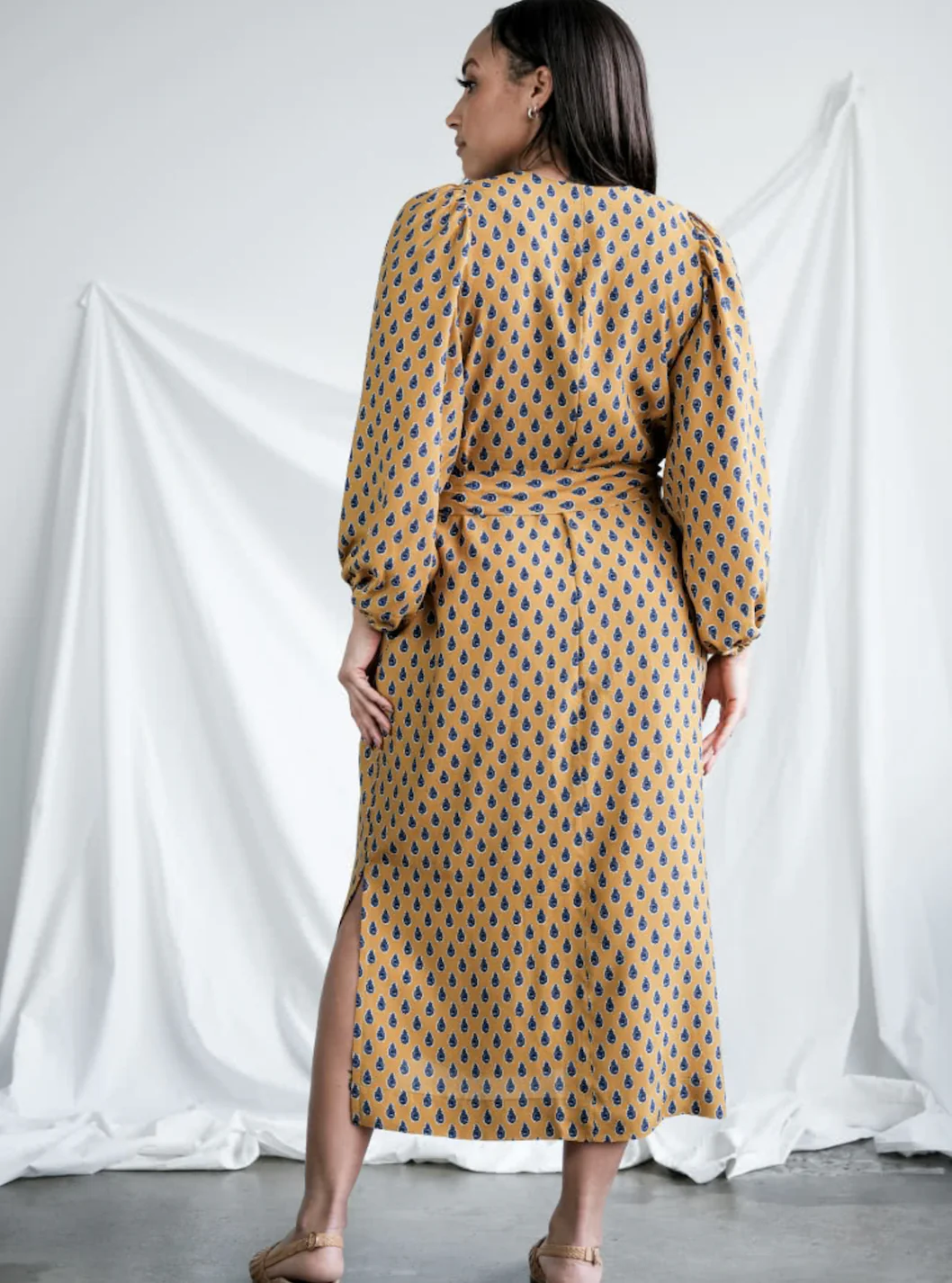 Style Arc Brigid Wrap Dress - Image 4