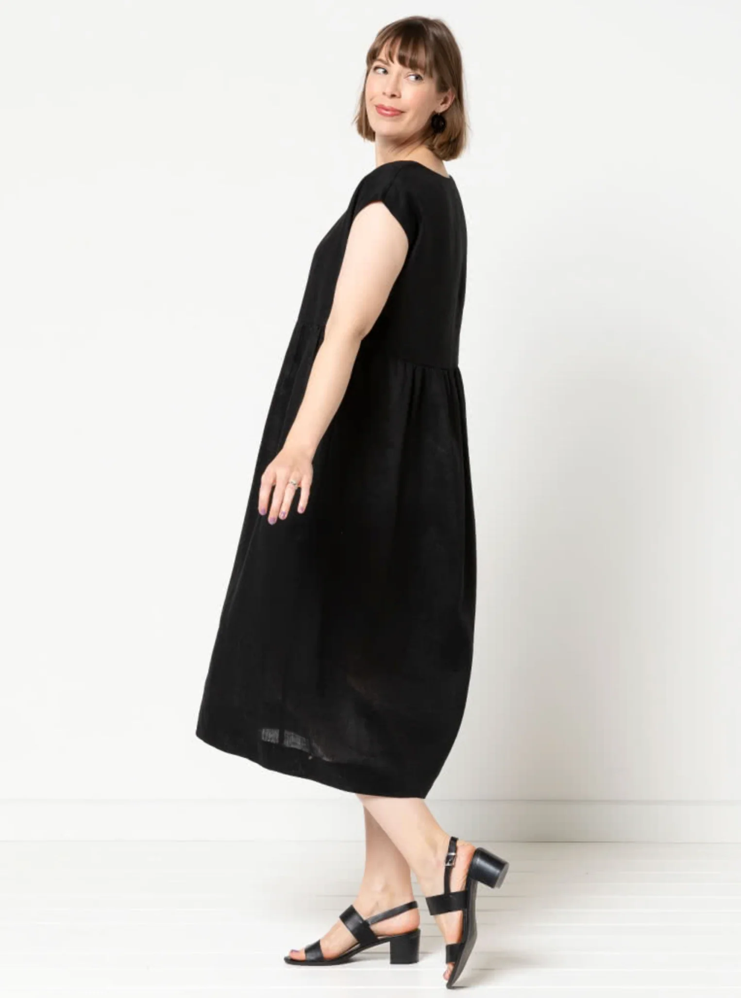 Style Arc Montana Midi Dress - Image 5