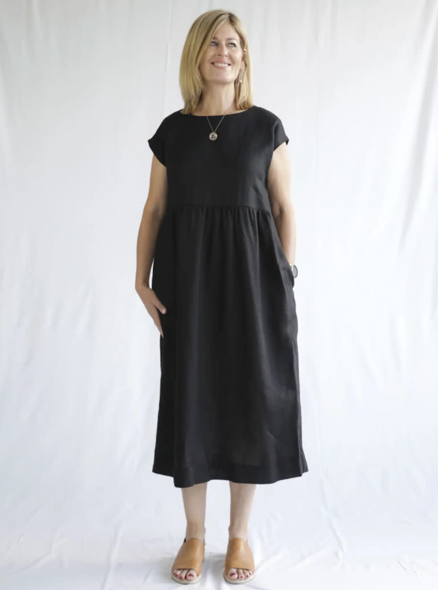 Style Arc Montana Midi Dress - Image 8