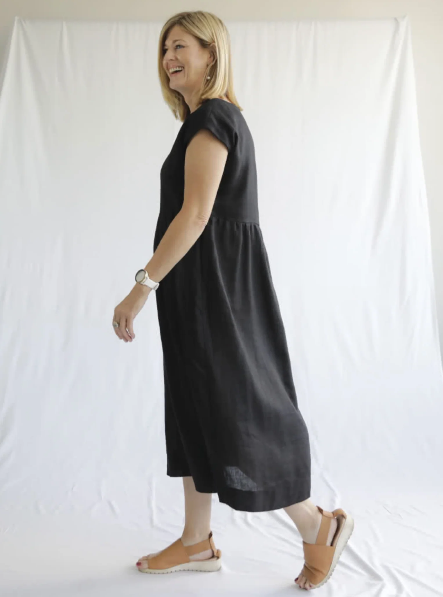 Style Arc Montana Midi Dress - Image 9