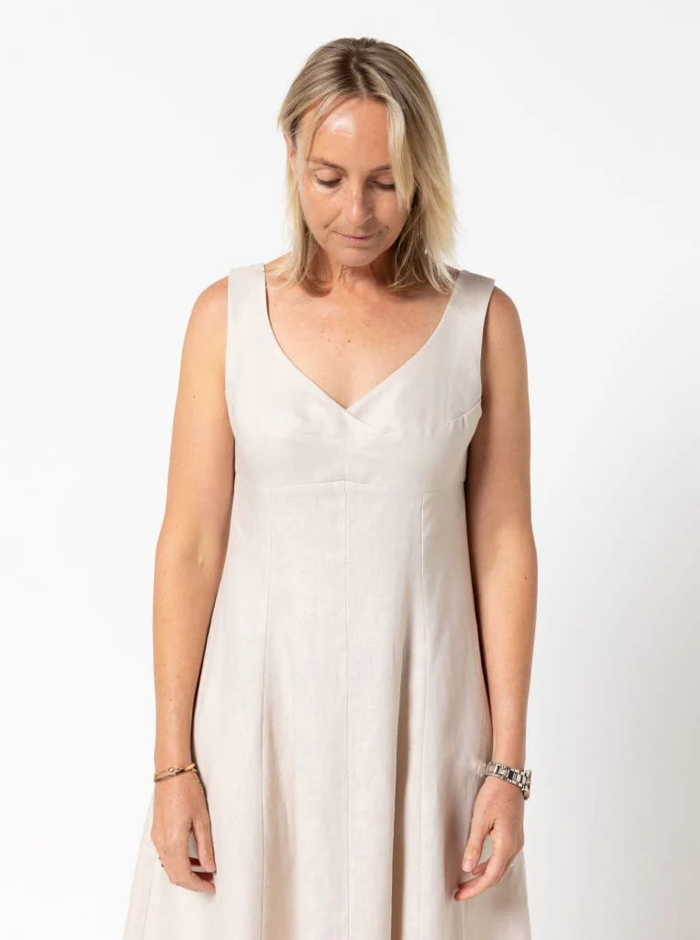 Style Arc Sabrina Woven Dress - Image 8