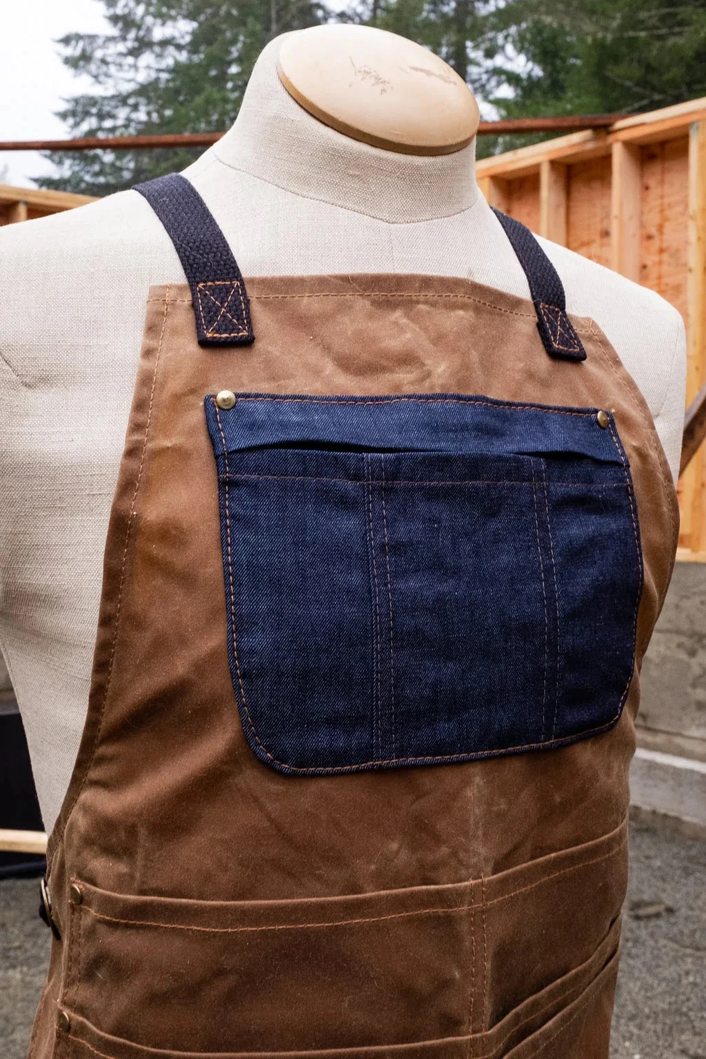 Thread Theory Woodhaven Apron - Image 5