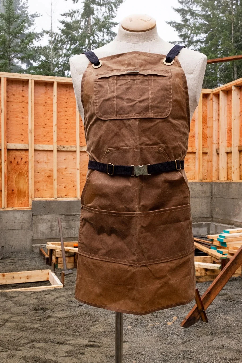 Thread Theory Woodhaven Apron - Image 9