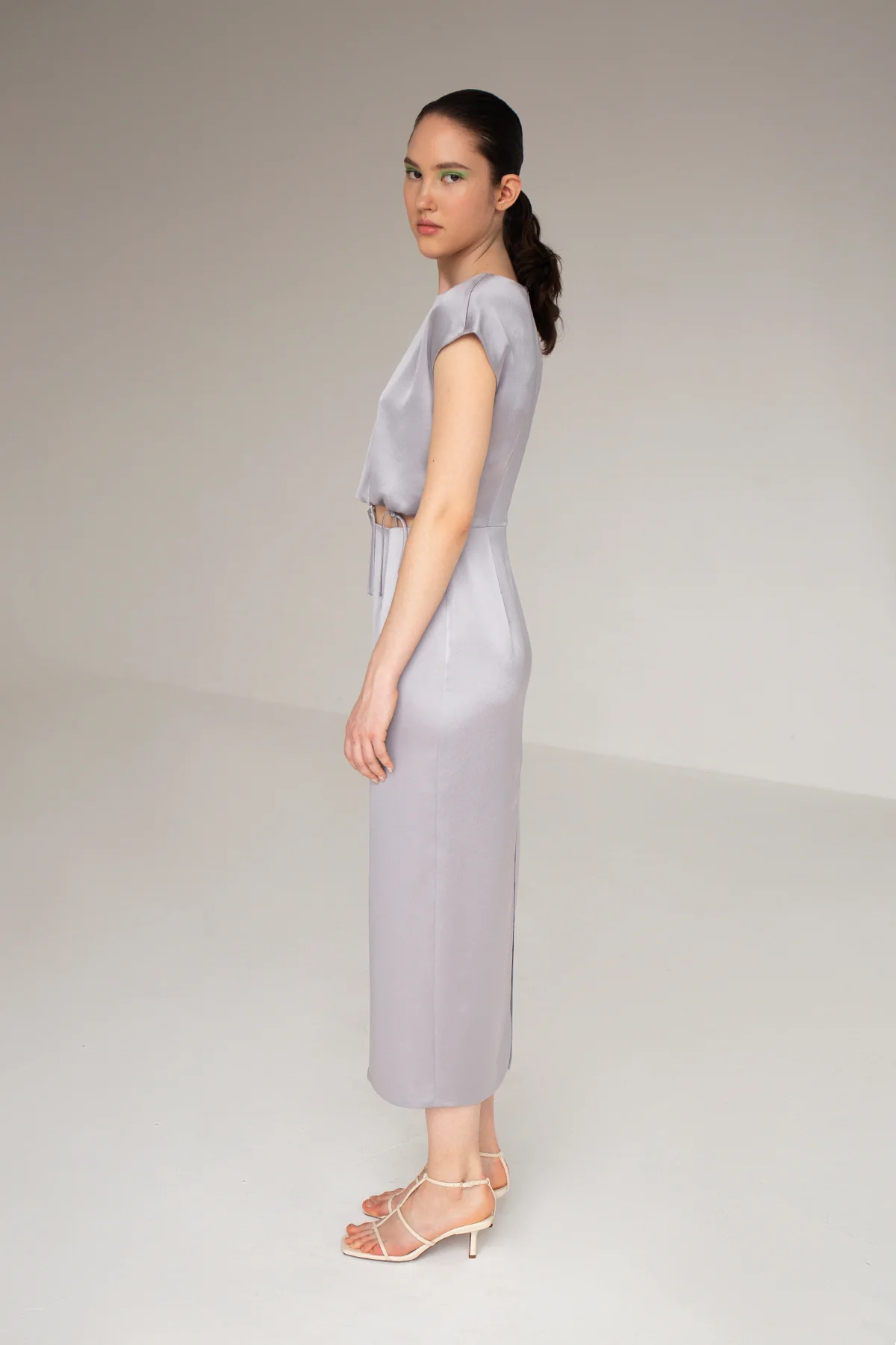 Vikisews Nadi Dress - Image 3
